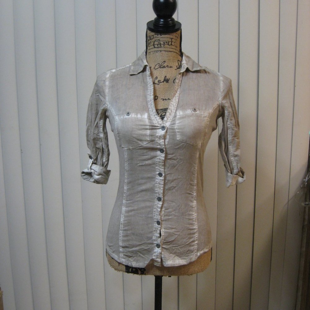 NWT Guess tan tiedye cotton button up shirt top XS extra small